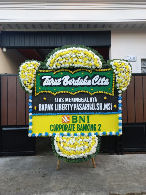 Papan Bunga Duka di Majapahit
