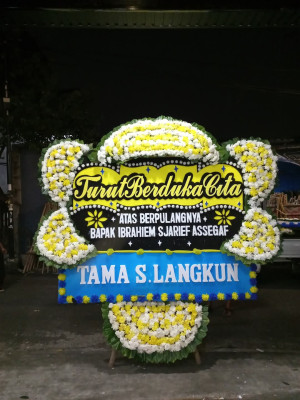 Papan Bunga Duka di Majapahit
